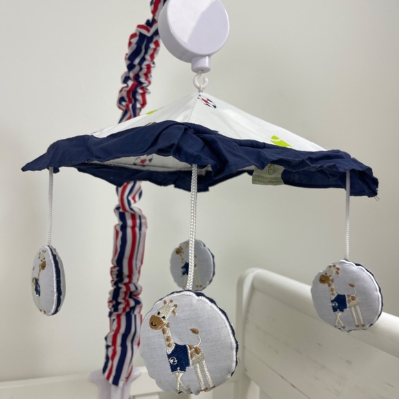 Baby Crib Giraffe Mobile, Nursery Mobile for Crib with Music Wind Up Spinner - Picture 3 of 11